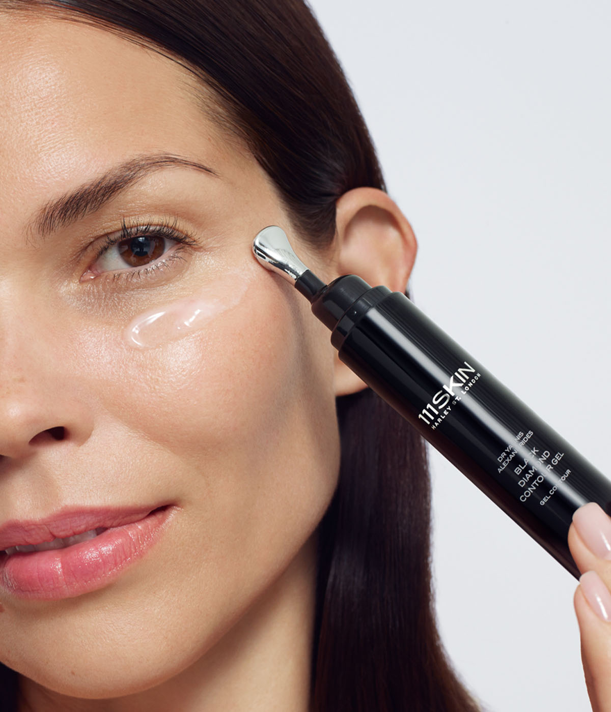 111skin-black-diamond-contour-gel-contour-yeux-15ml-peptides image 2